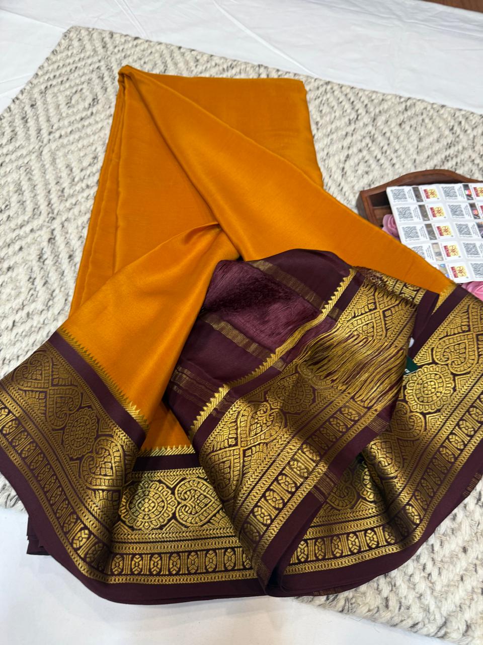 Mysore silk sarees contrast pattern