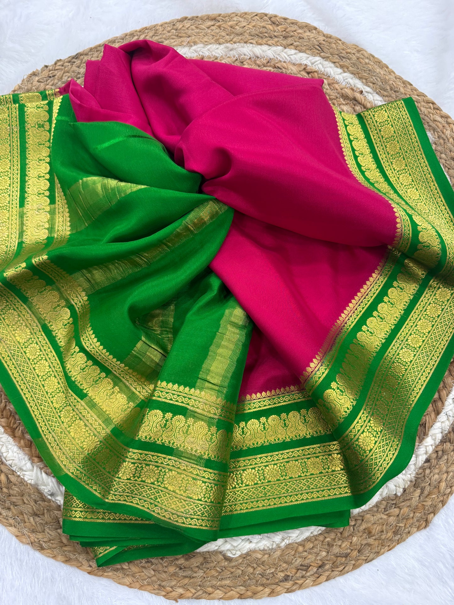 Contrast thick border