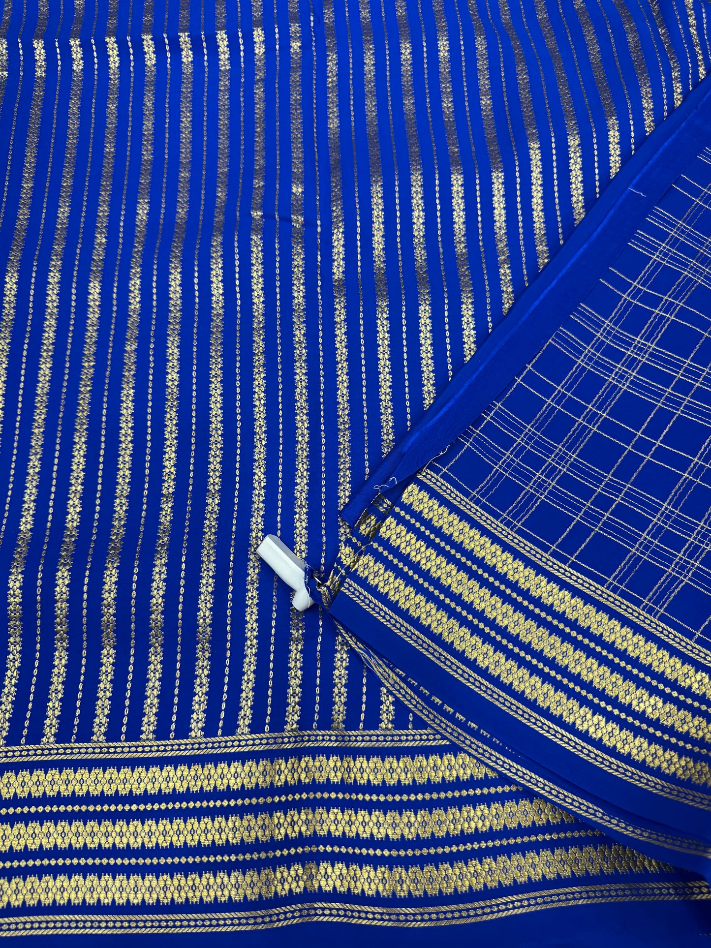Pure zari Multi checks