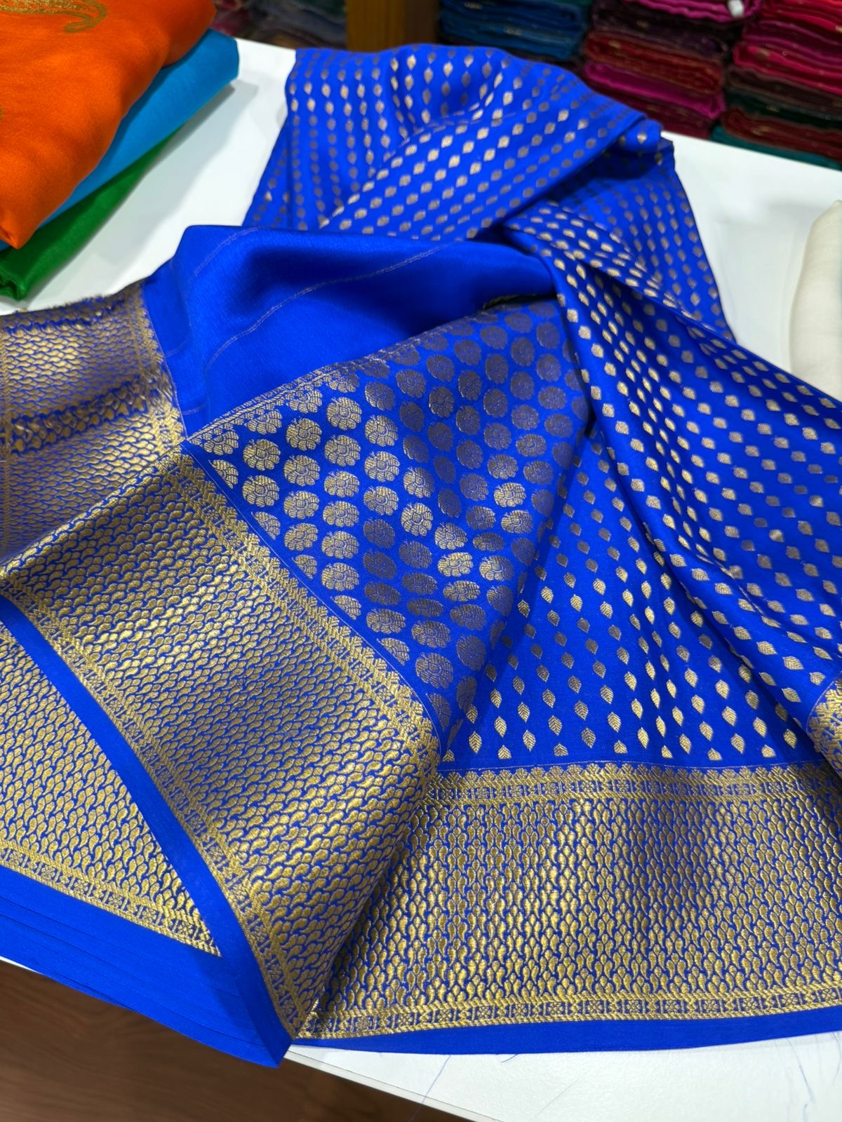 All over Zari consumption pattern with rich Pallu