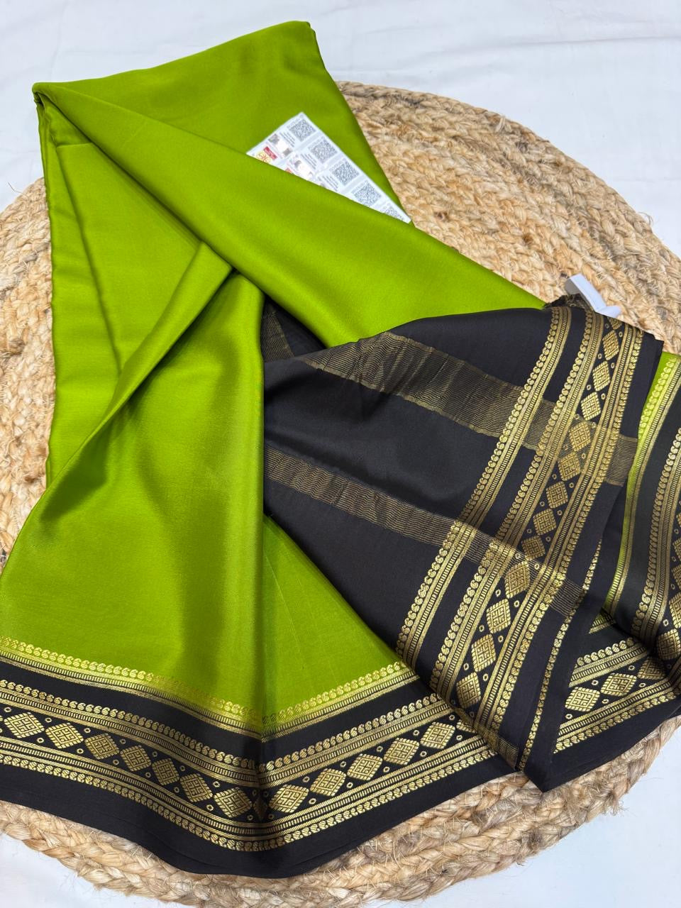 Mysore silk sarees contrast pattern