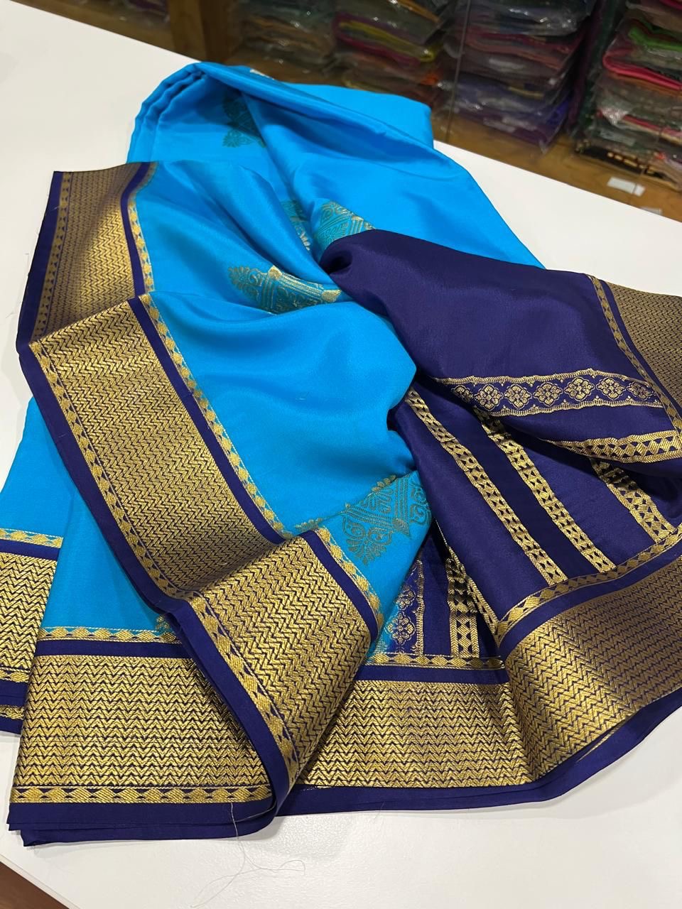 Exclusive pattern mysore silk sarees with elegant color