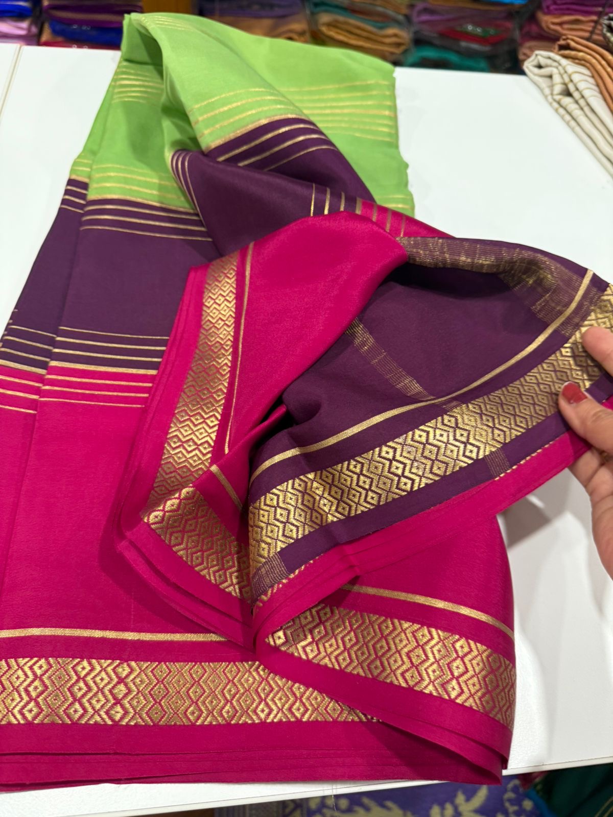 ๐3D pattern mysore silk sarees with elegant color combinations โค๏ธ
๐๐