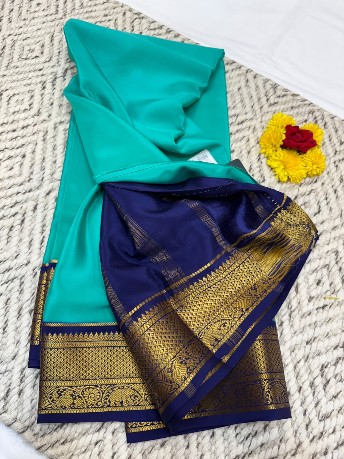 Mysore silk sarees contrast pattern
