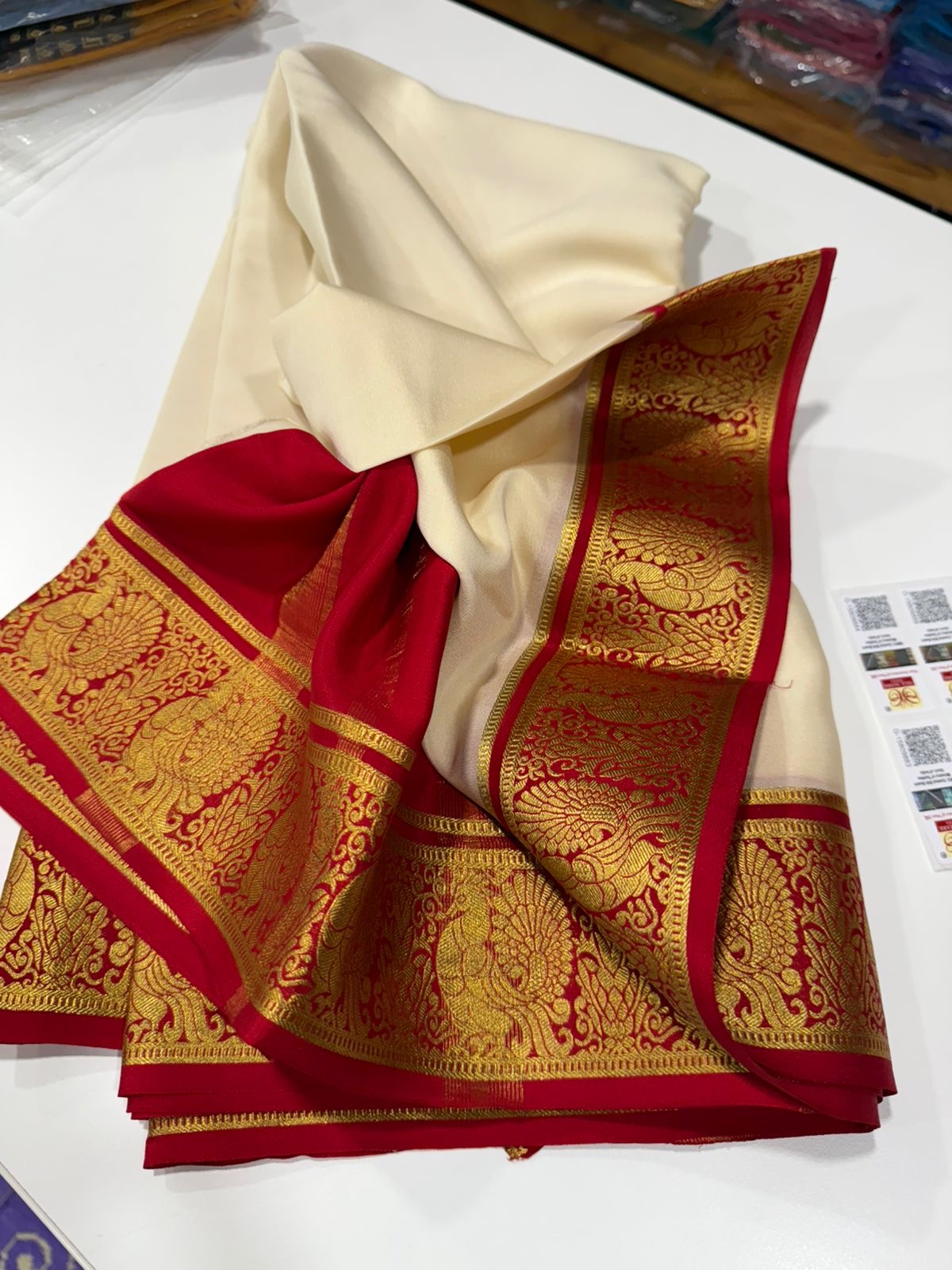 Mysore silk sarees contrast pattern