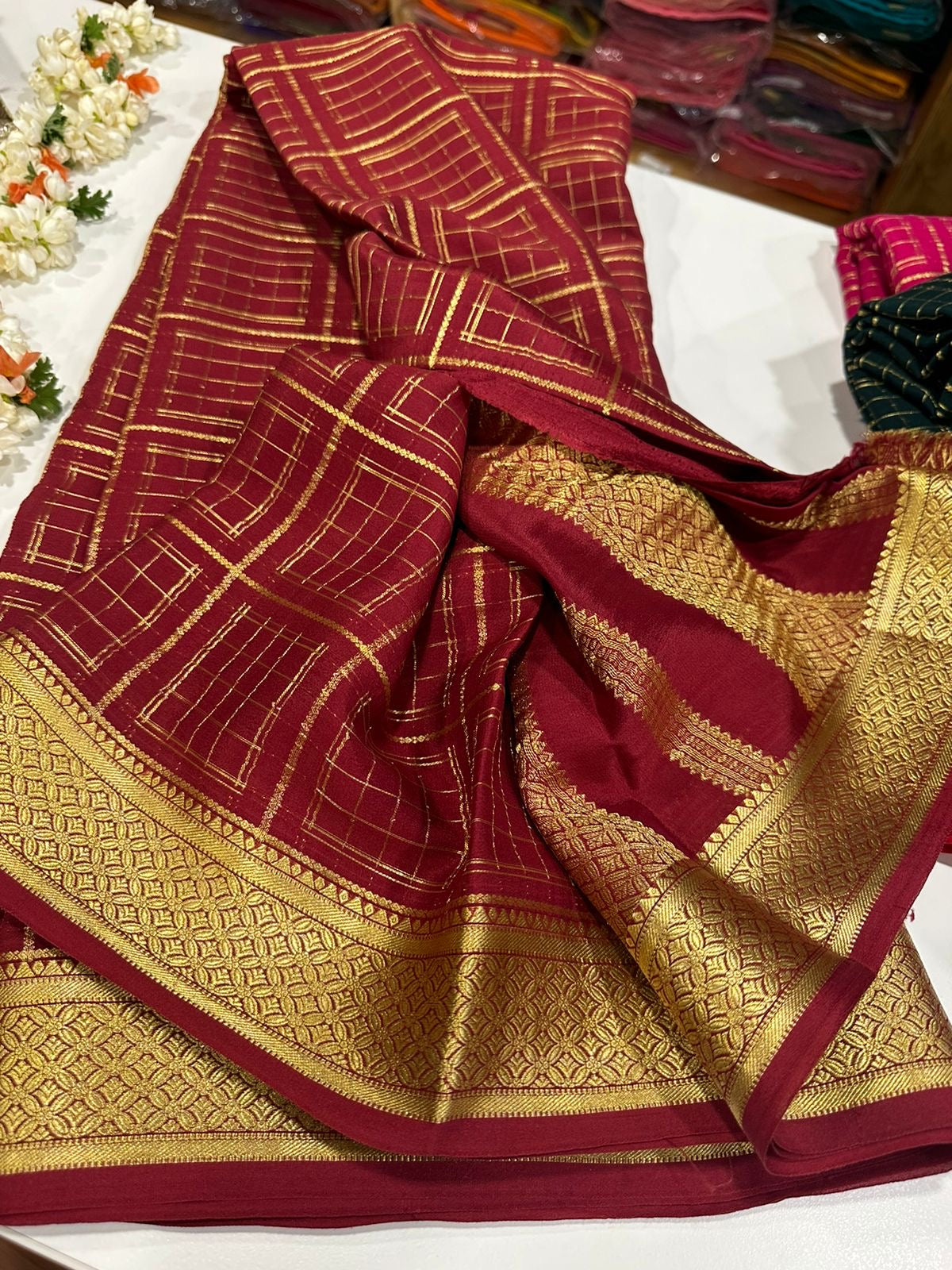 Checks pattern Elegant colour combination