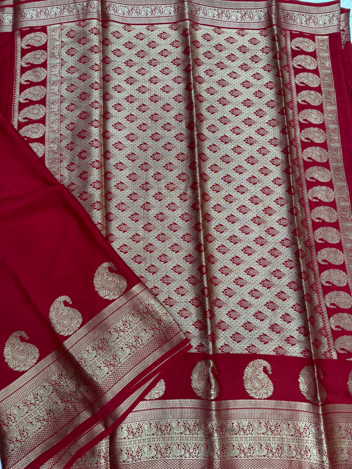 Mango motif peacock border with rich pallu