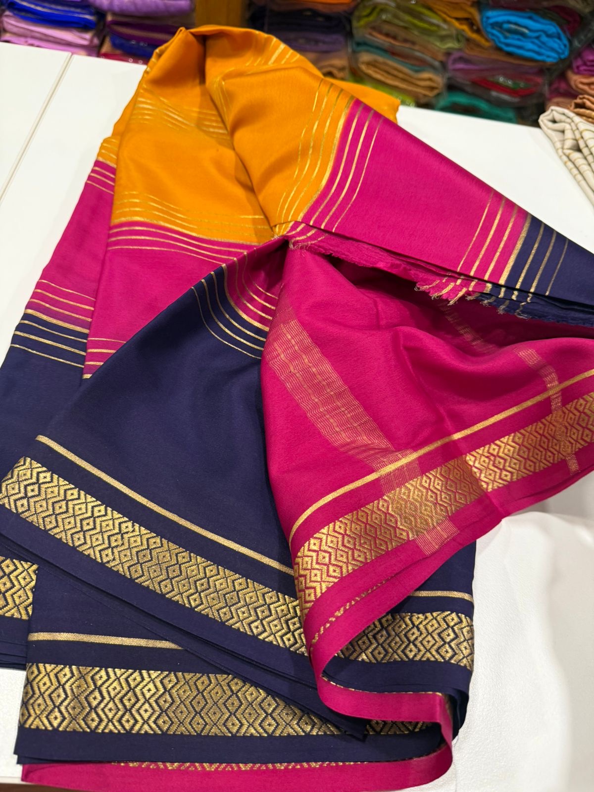 ๐3D pattern mysore silk sarees with elegant color combinations โค๏ธ
๐๐