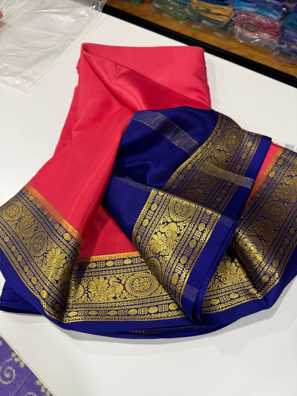 Mysore silk sarees contrast part