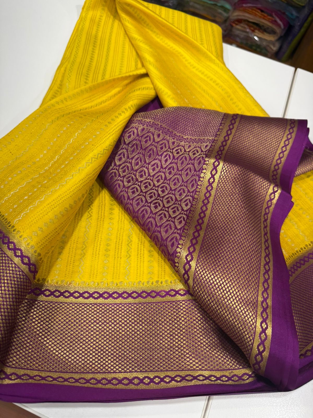 ๐All over saree zari consumption with beautiful color combination ๐