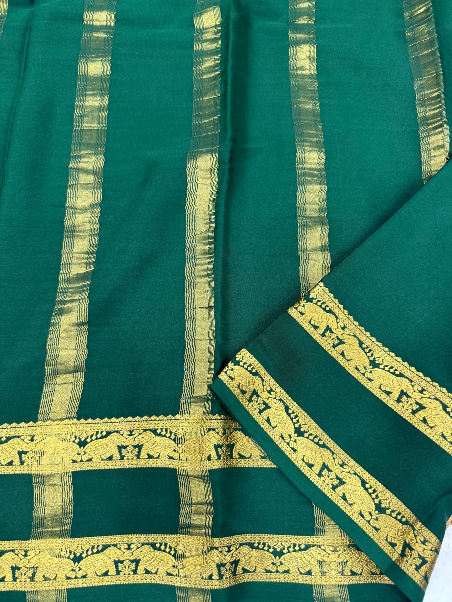 Bentex elephant border