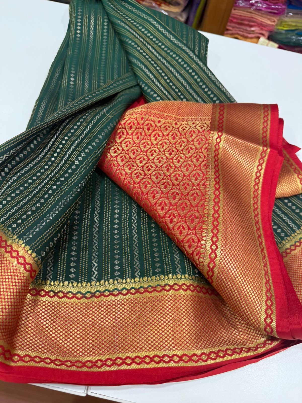 ๐All over saree zari consumption with beautiful color combination ๐