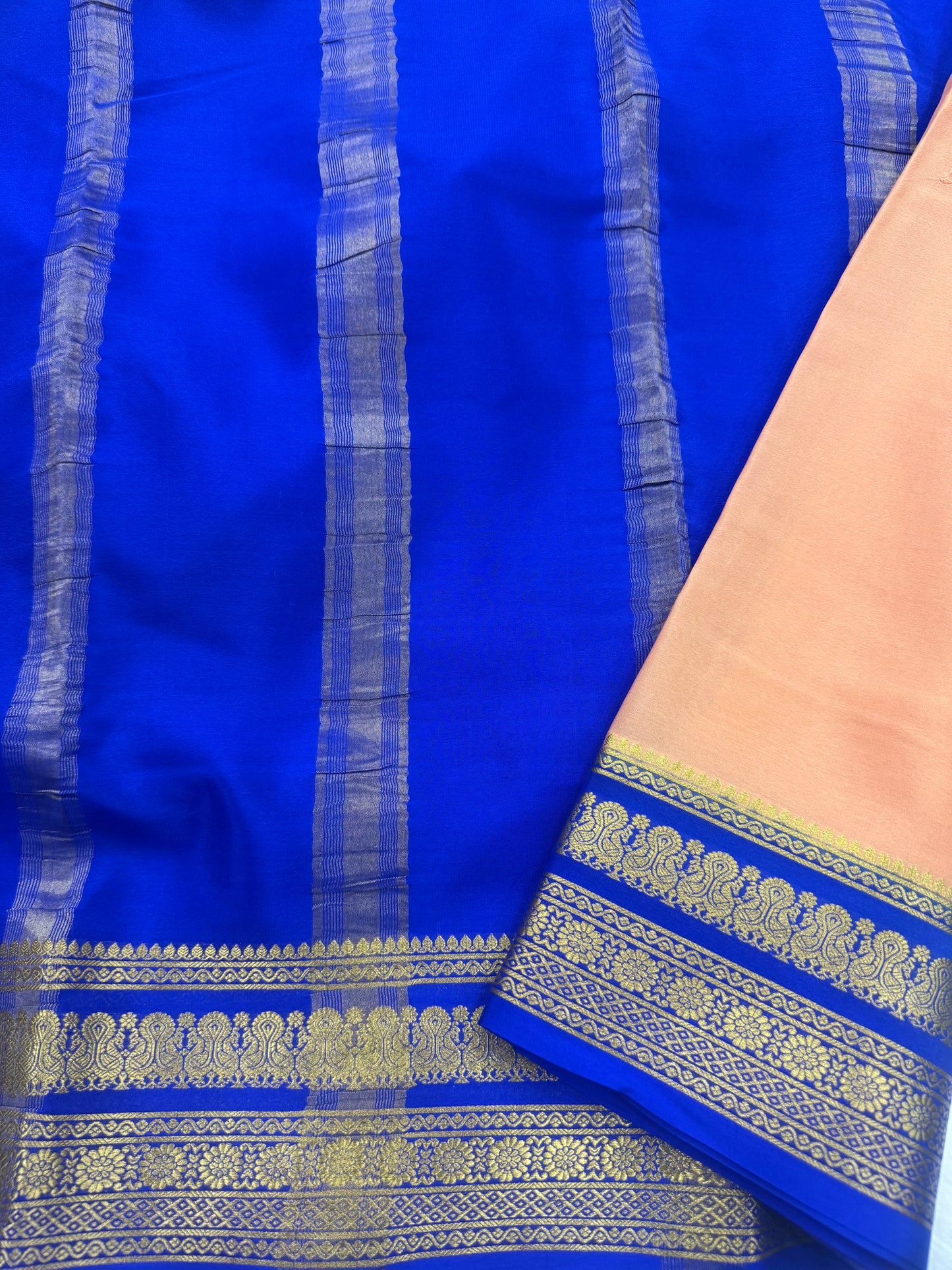 Contrast thick border