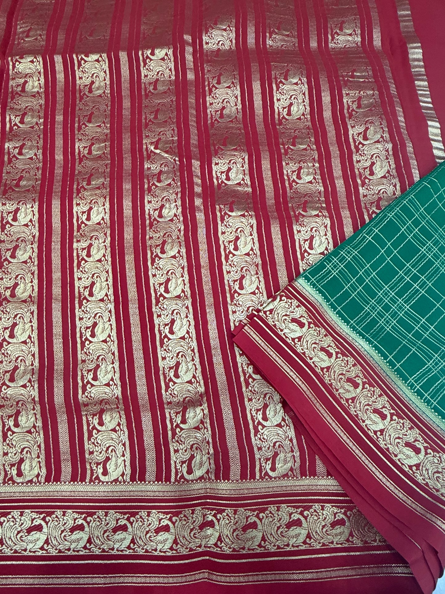 Pure zari Multi checks