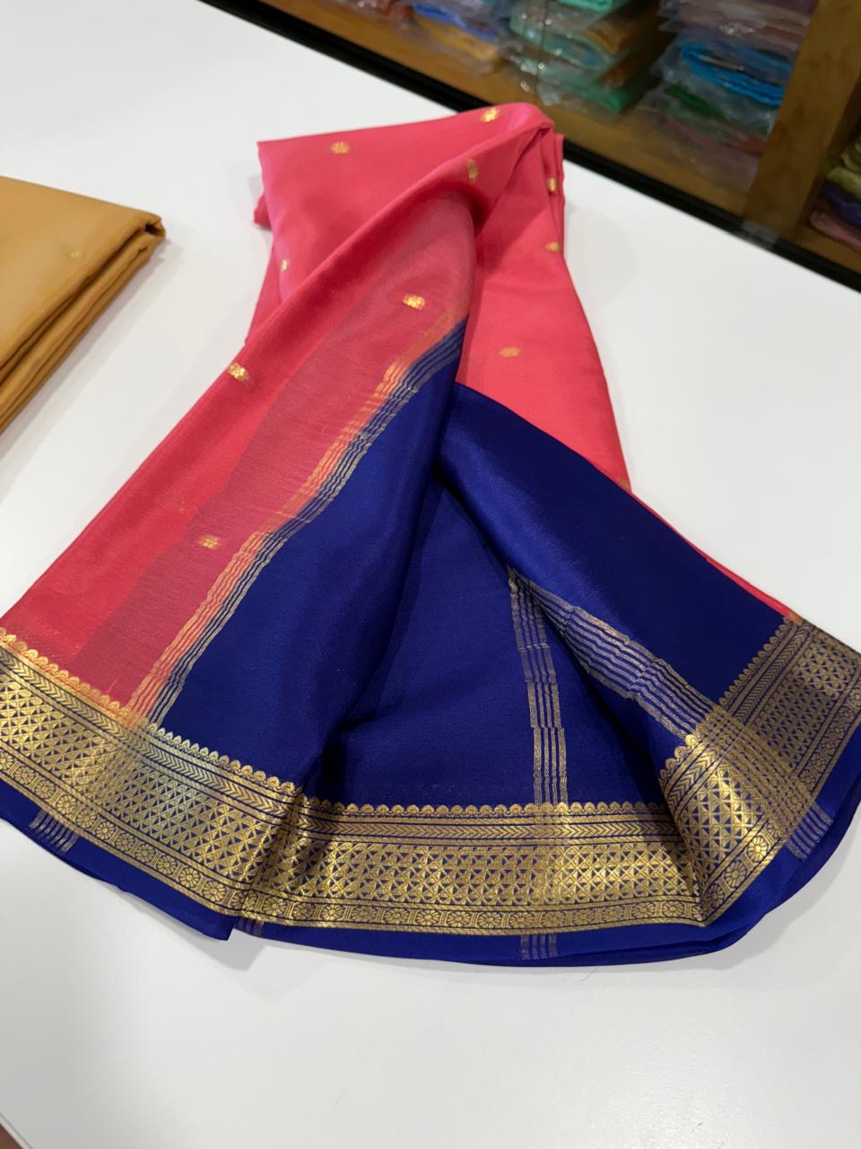 Mysore silk saree light weight pattern