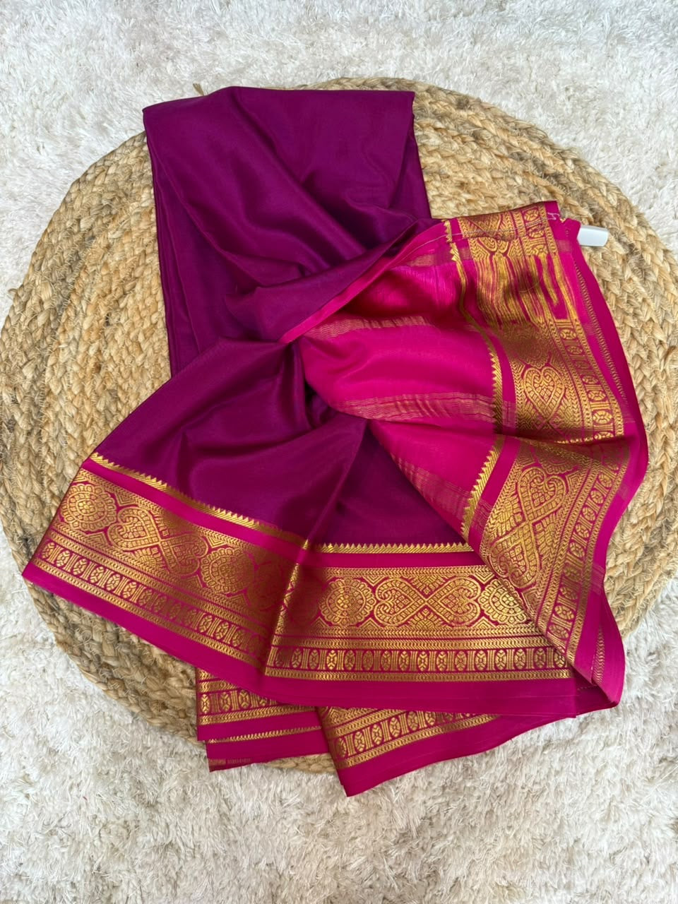 Mysore silk sarees contrast pattern