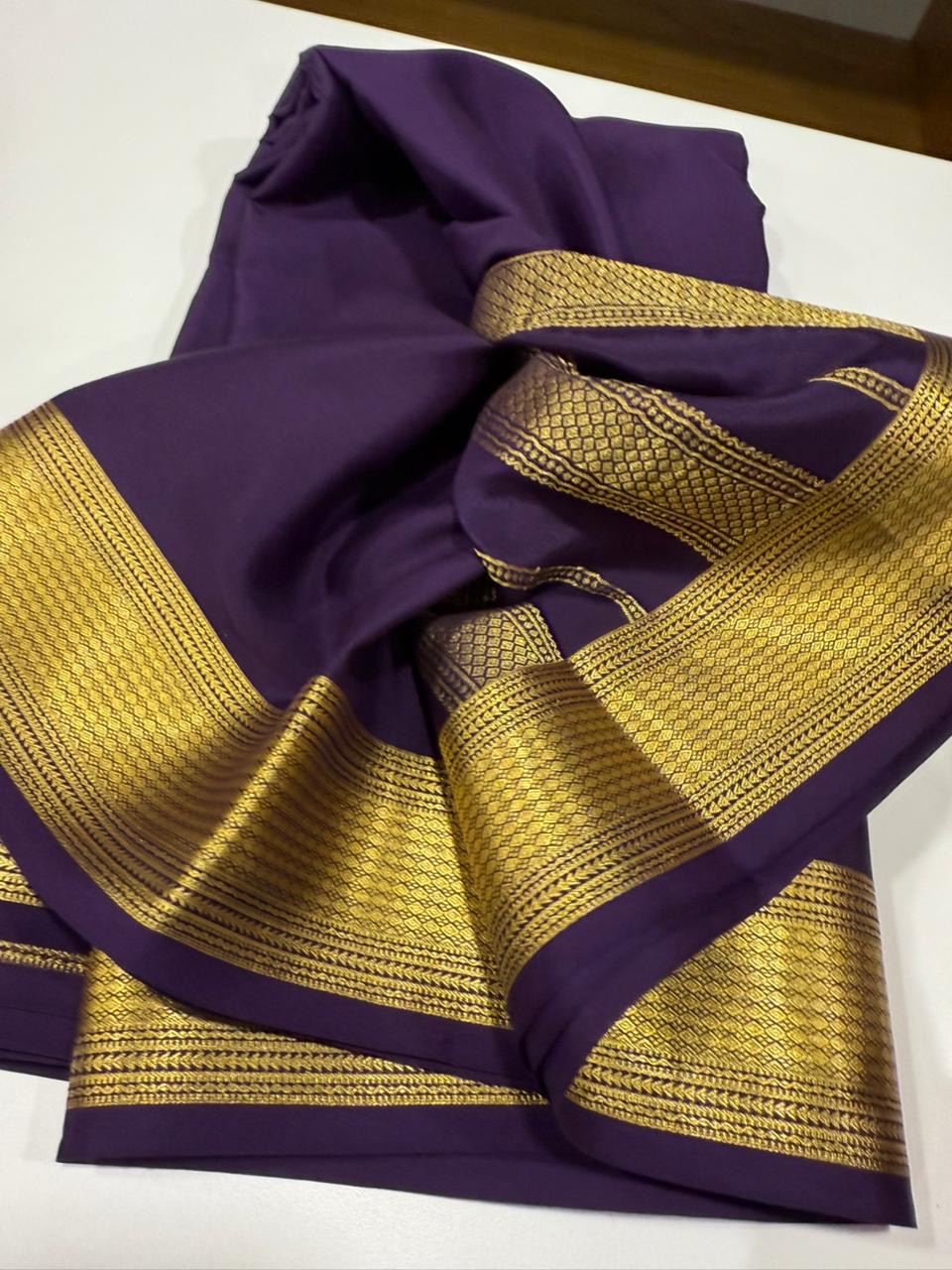 Self Pattern with rich pallu with beautiful border