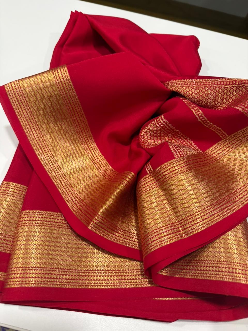 Self Pattern with rich pallu with beautiful border