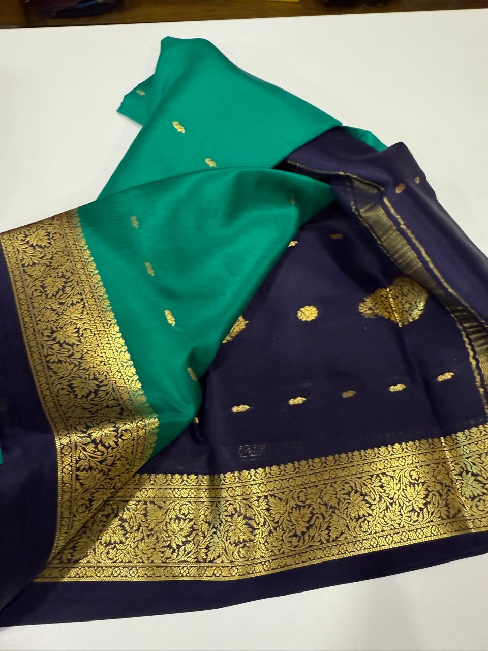 Mysore silk saree light weight pattern