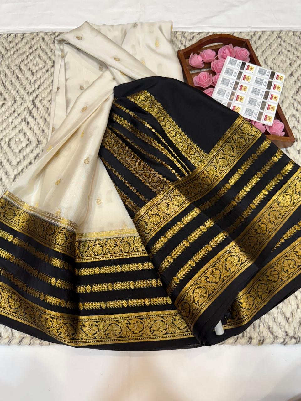 Mysore silk sarees Butta pattern