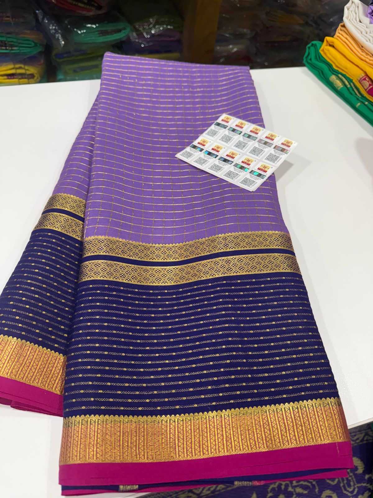🧚🏻♀️ All exclusive checks pattern with motif n beautiful colour combinations🧚🏻♀️.