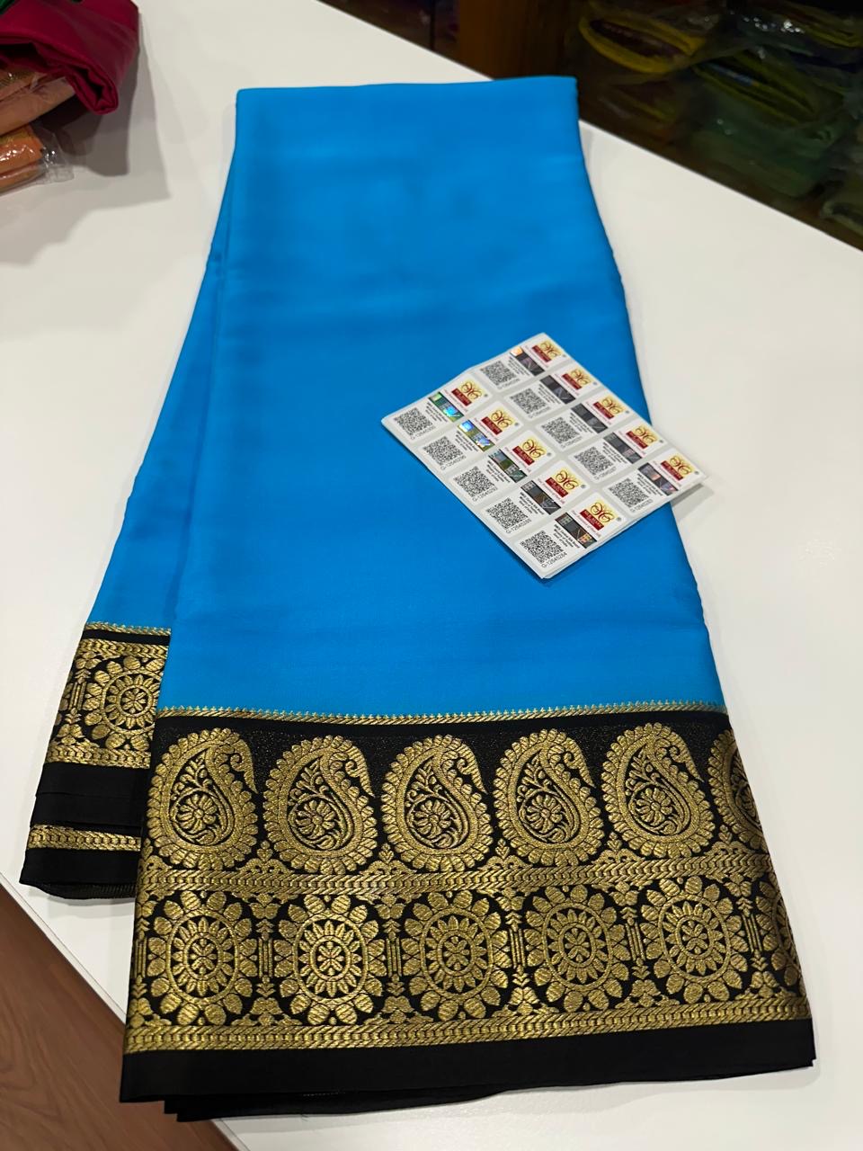๐ Traditional borders with elegant color combinations ๐