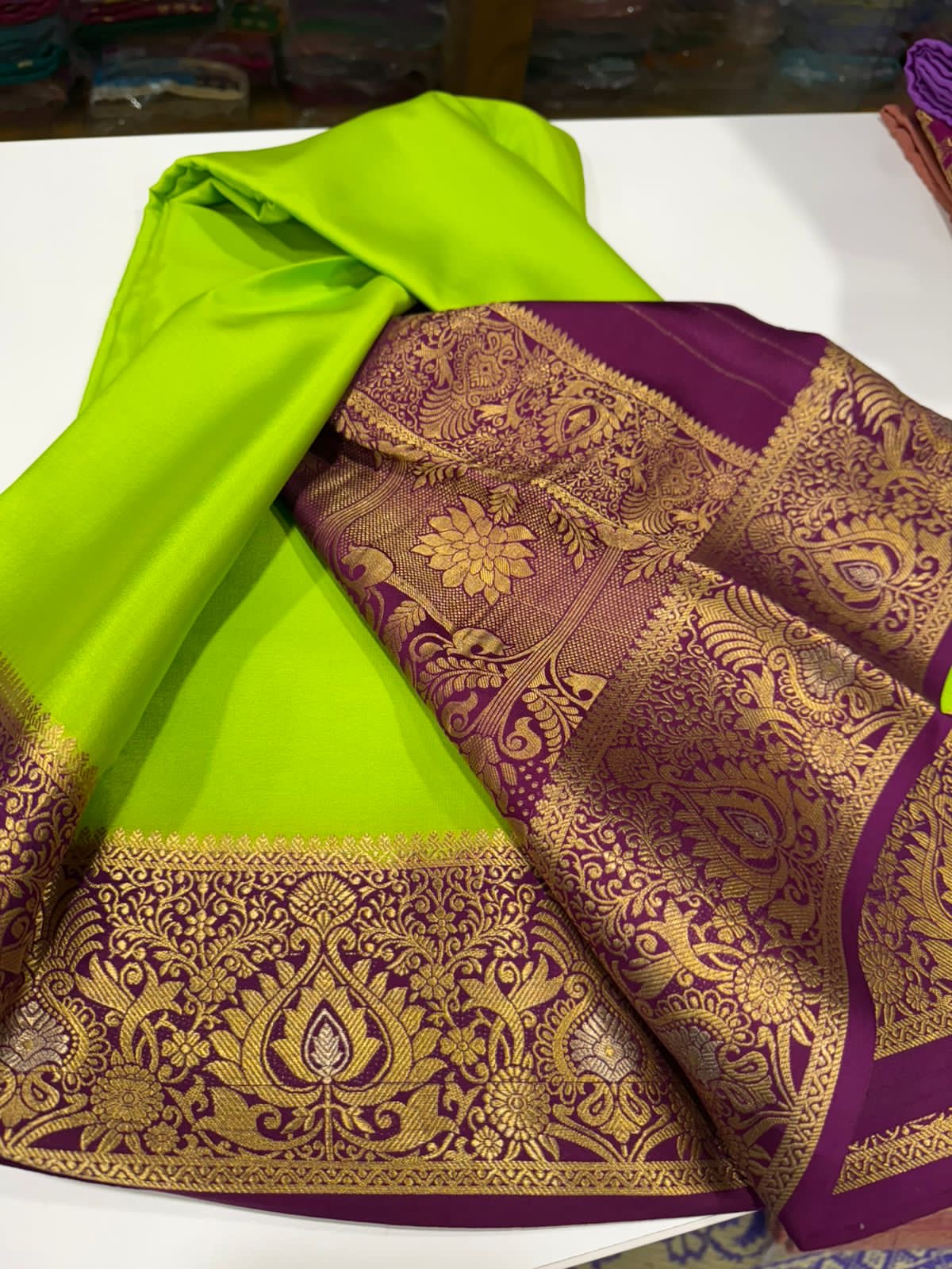 Exclusive pattern mysore silk sarees with elegant color
