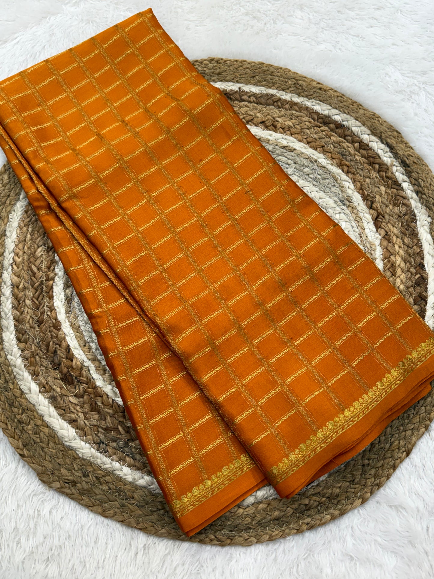 Full body checks contrast pallu and blouse