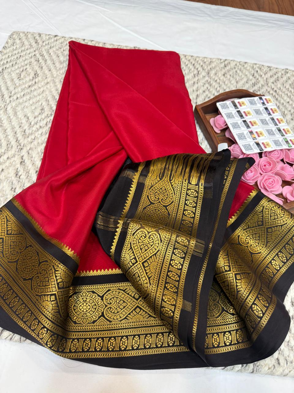 Mysore silk sarees contrast pattern