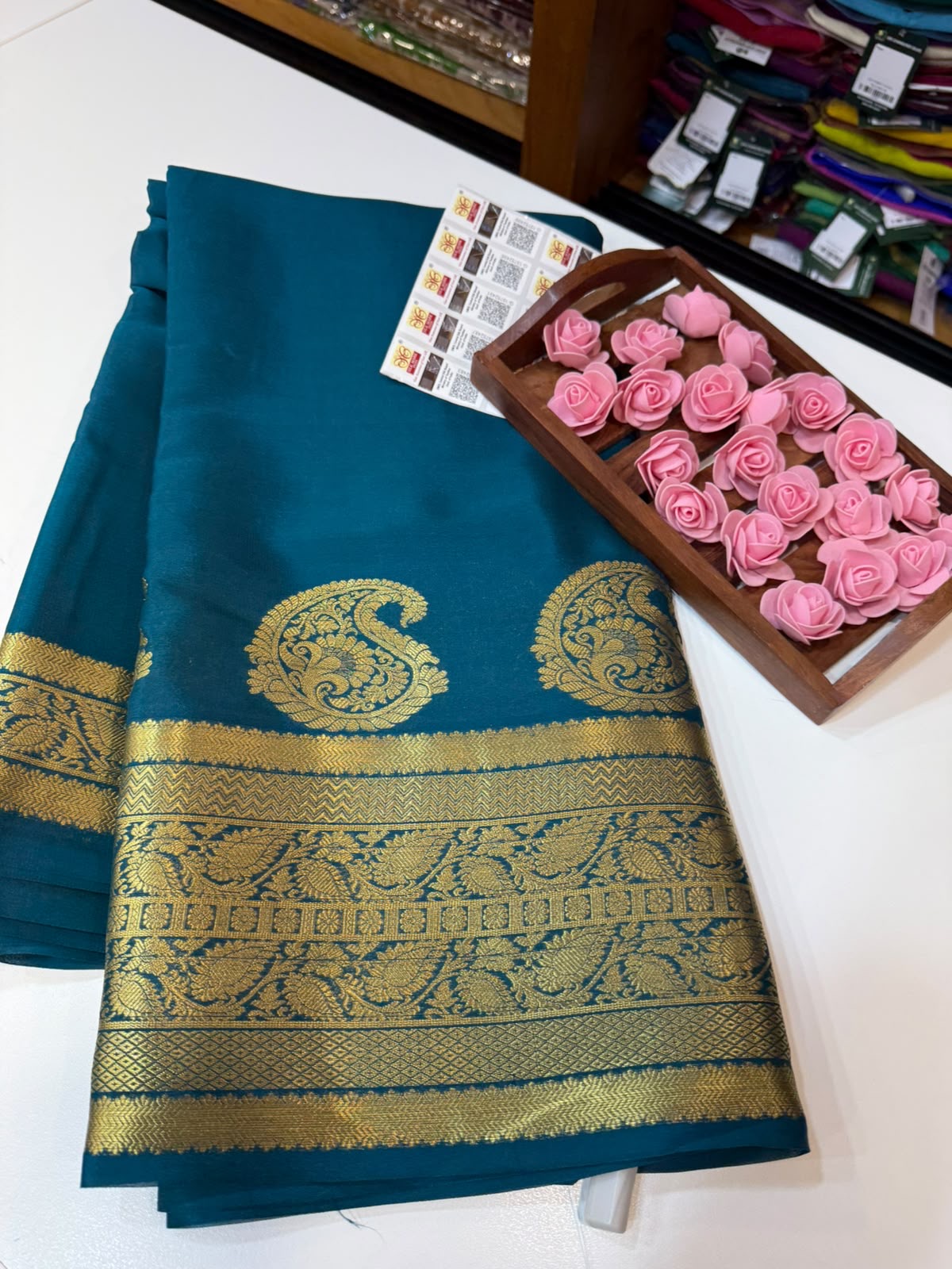 Mango motif peacock with rich Pallu