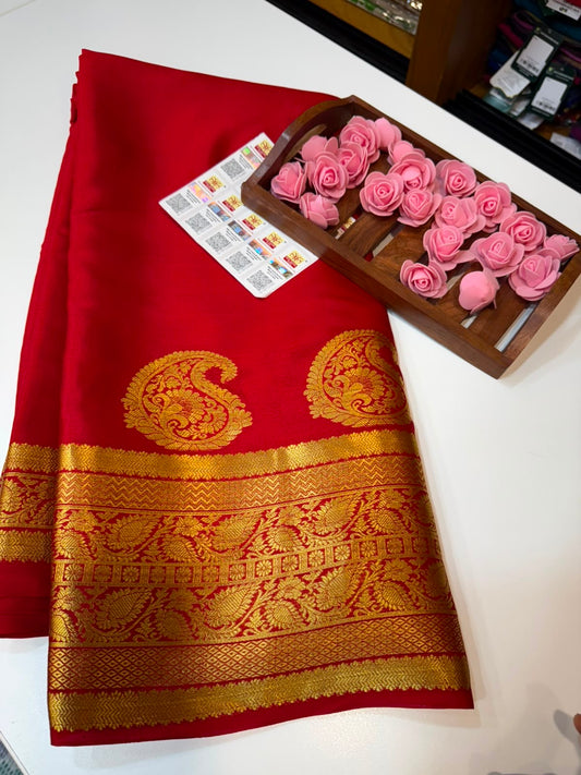 Mango motif peacock border with rich Pallu