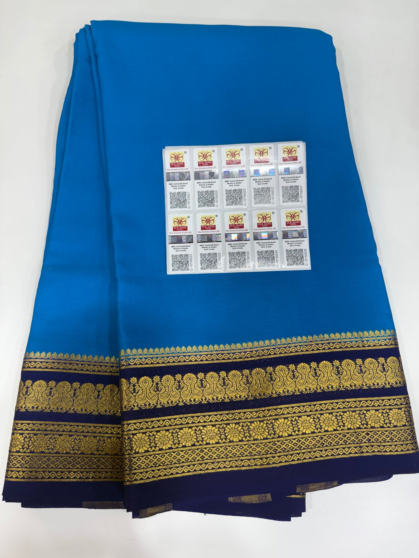 Thick border contrast sarees