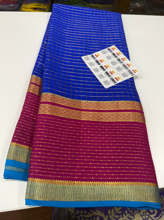 🧚🏻‍♀️ All exclusive checks pattern with motif n beautiful colour combinations🧚🏻‍♀️.