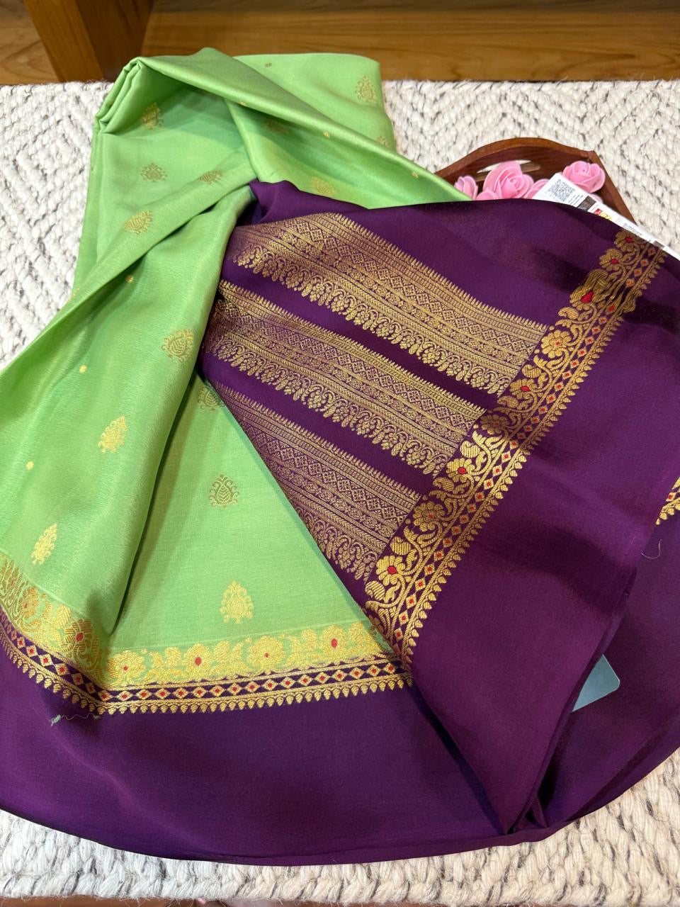 Mysore silk sarees Butta pattern