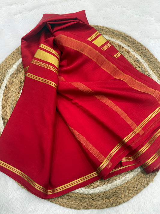 3D pattern self colour saree