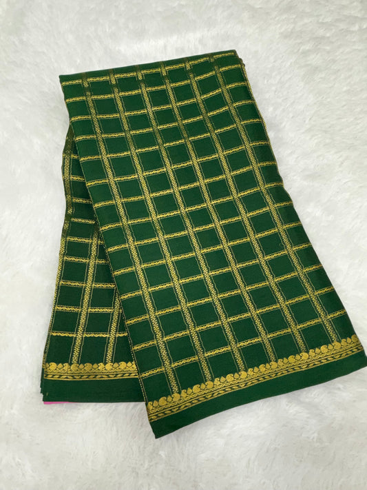 Self checks contrast pallu
