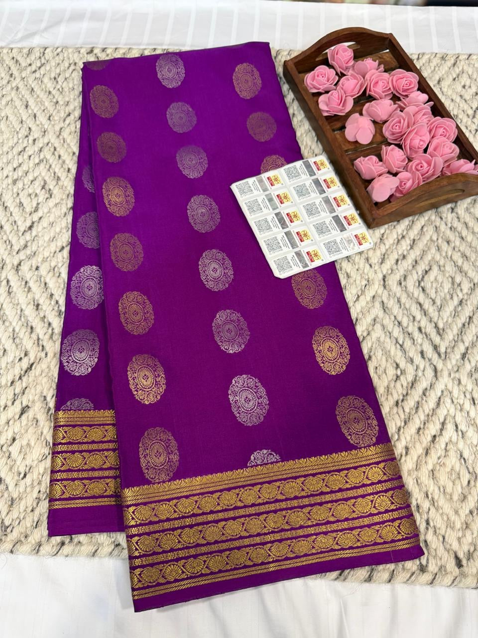 Mysore silk sarees Butta pattern