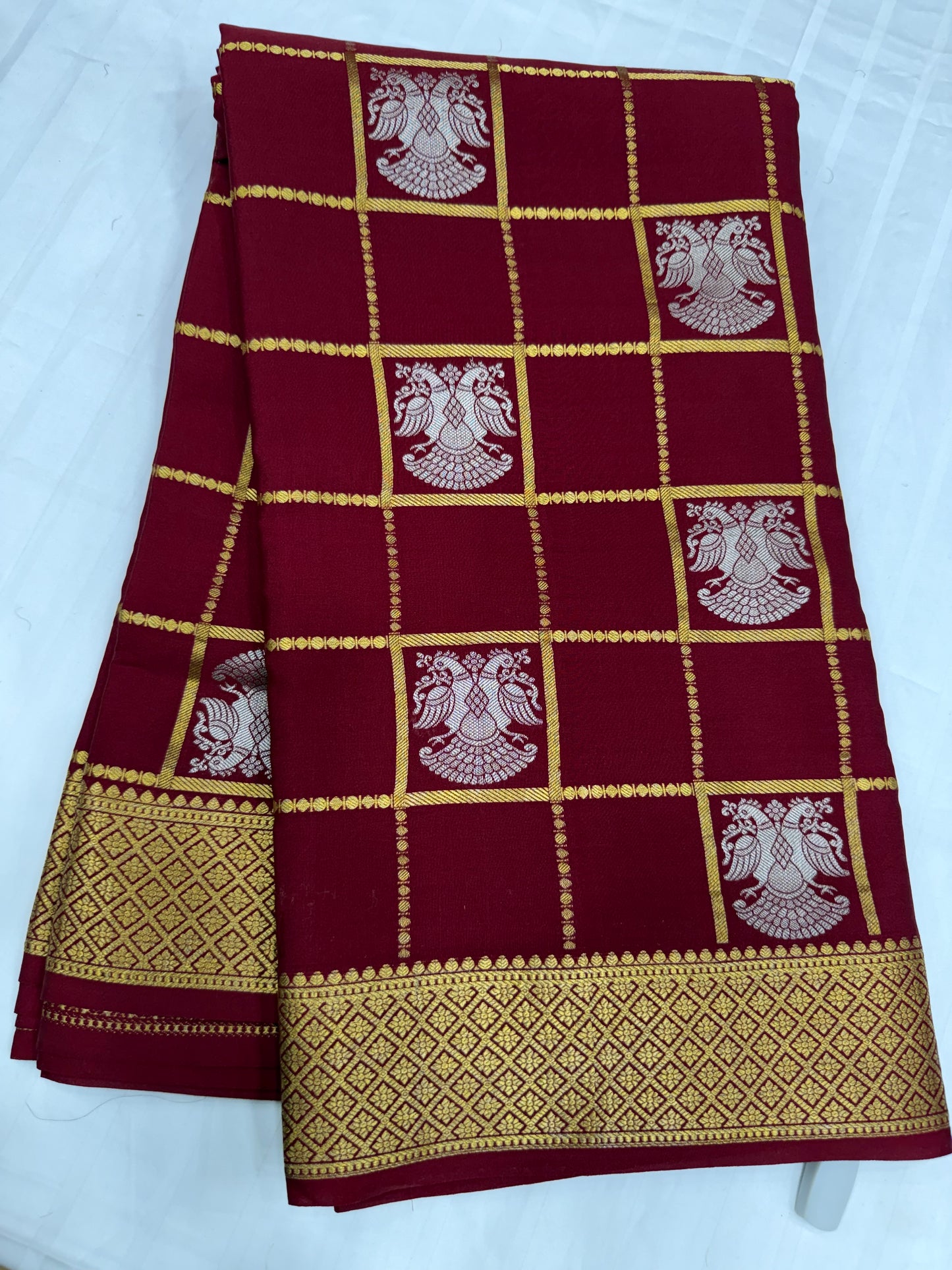 Gandaberunda checks motif