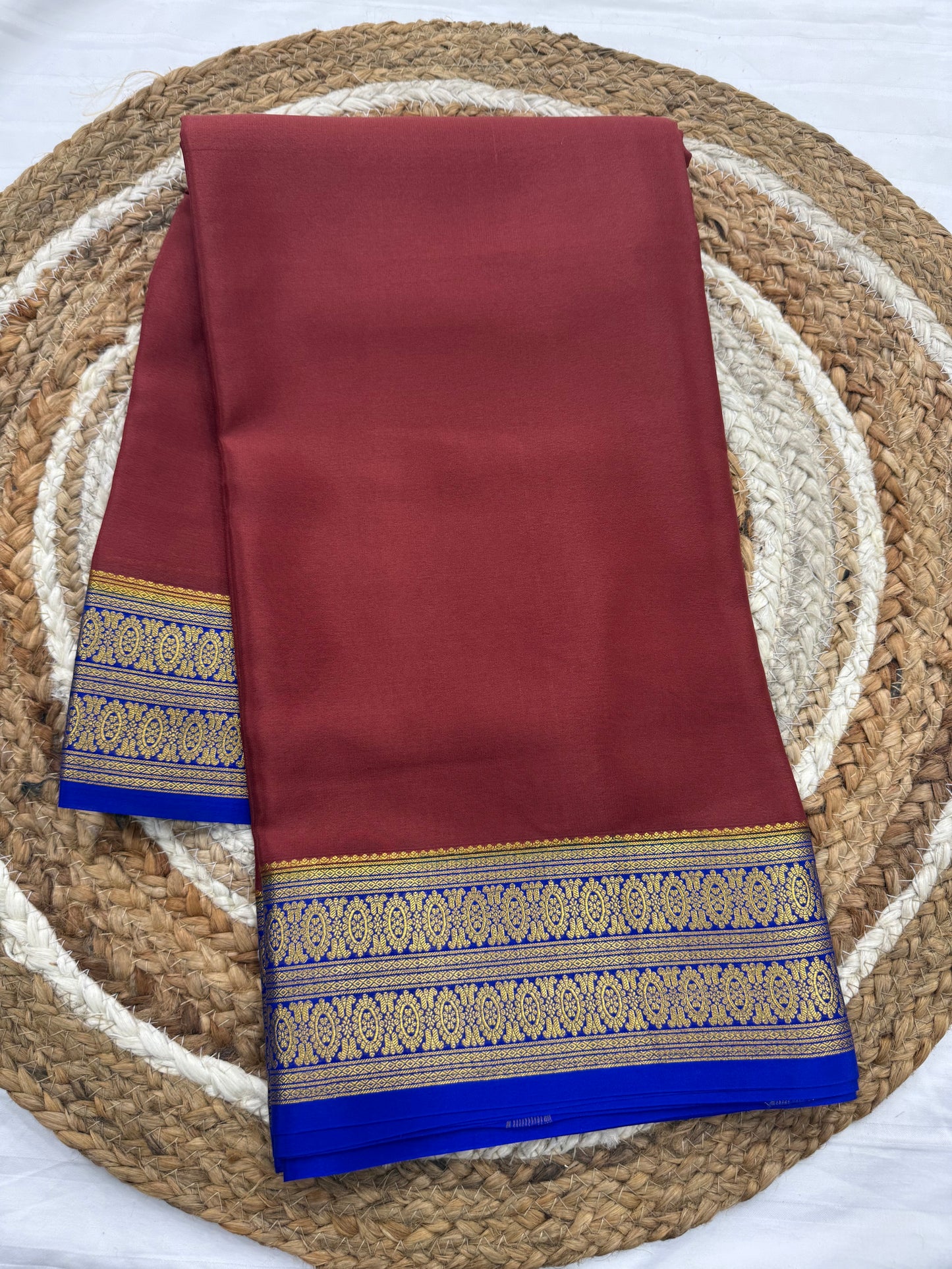 Contrast thick border