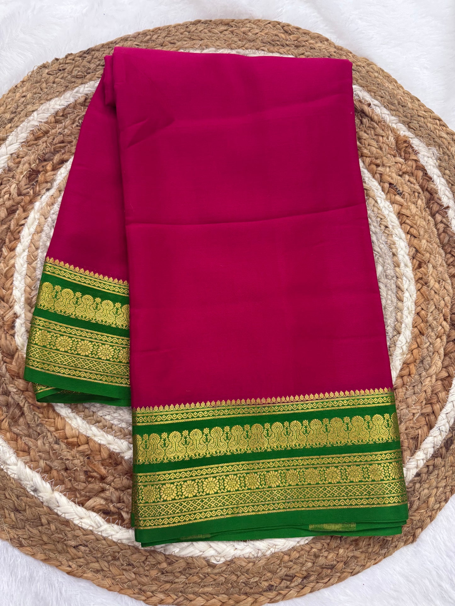 Contrast thick border