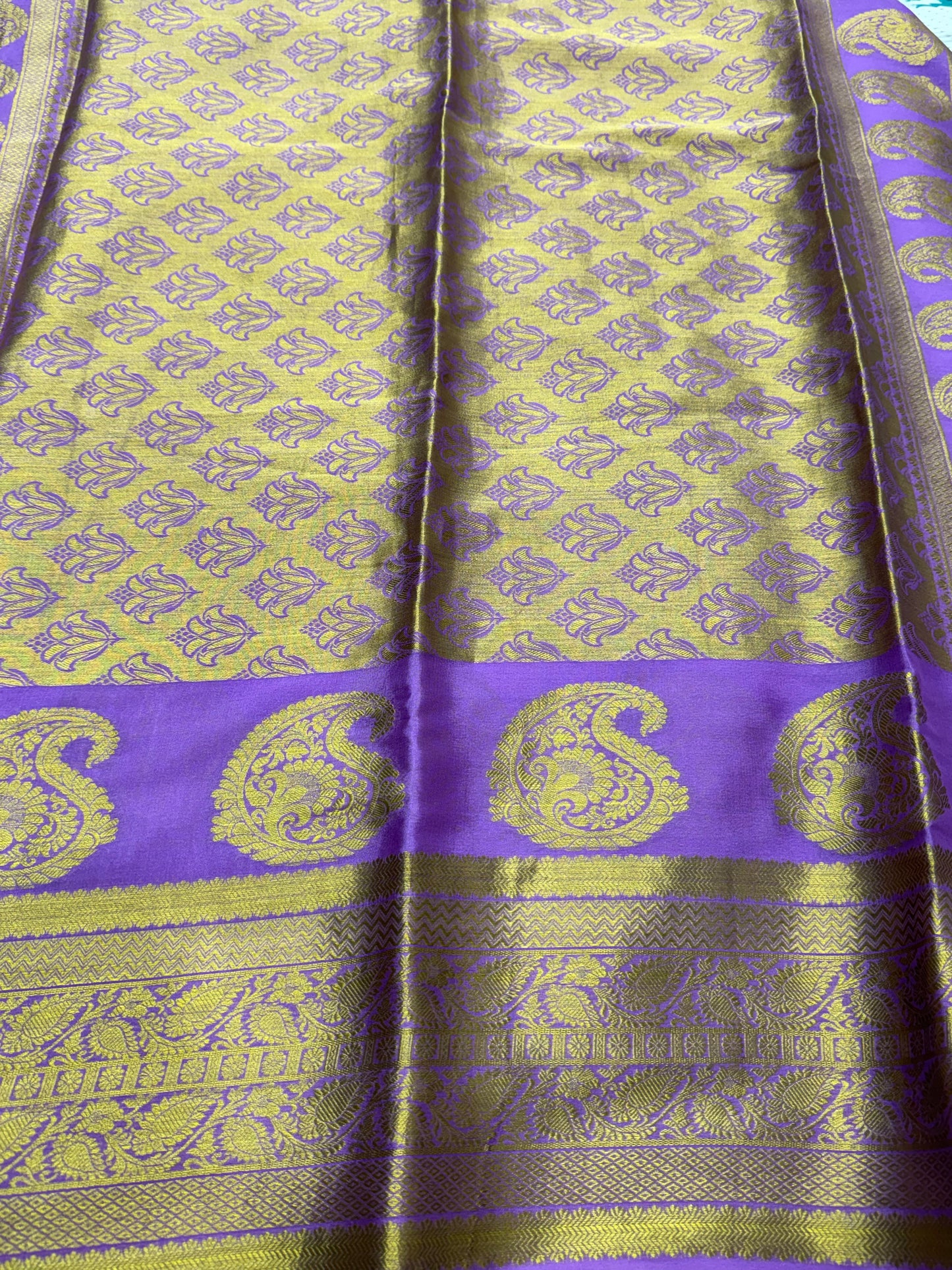 Leaf border with mango motif