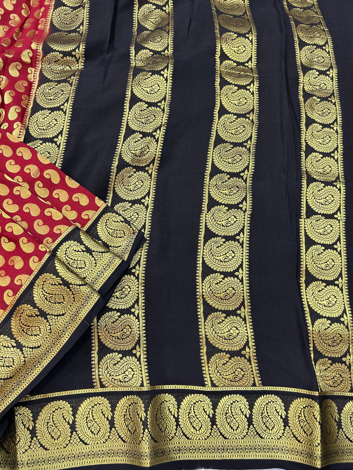 Mysore silk partly pallu