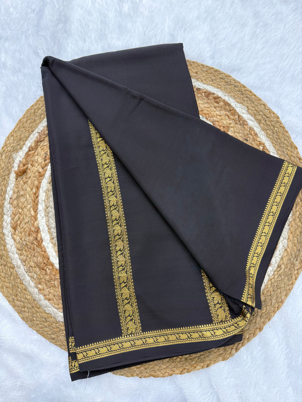 Leaf border