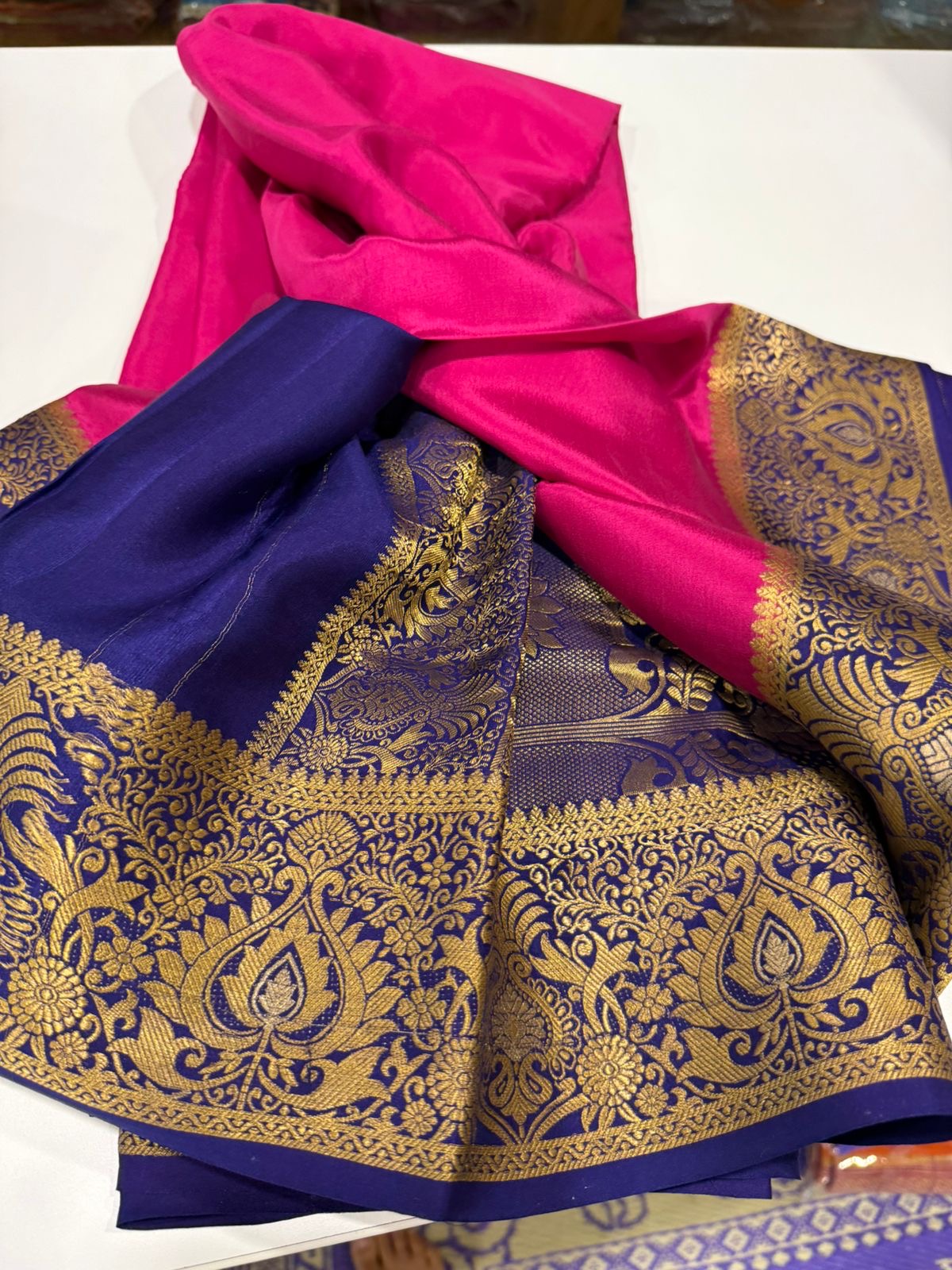 Exclusive pattern mysore silk sarees with elegant color