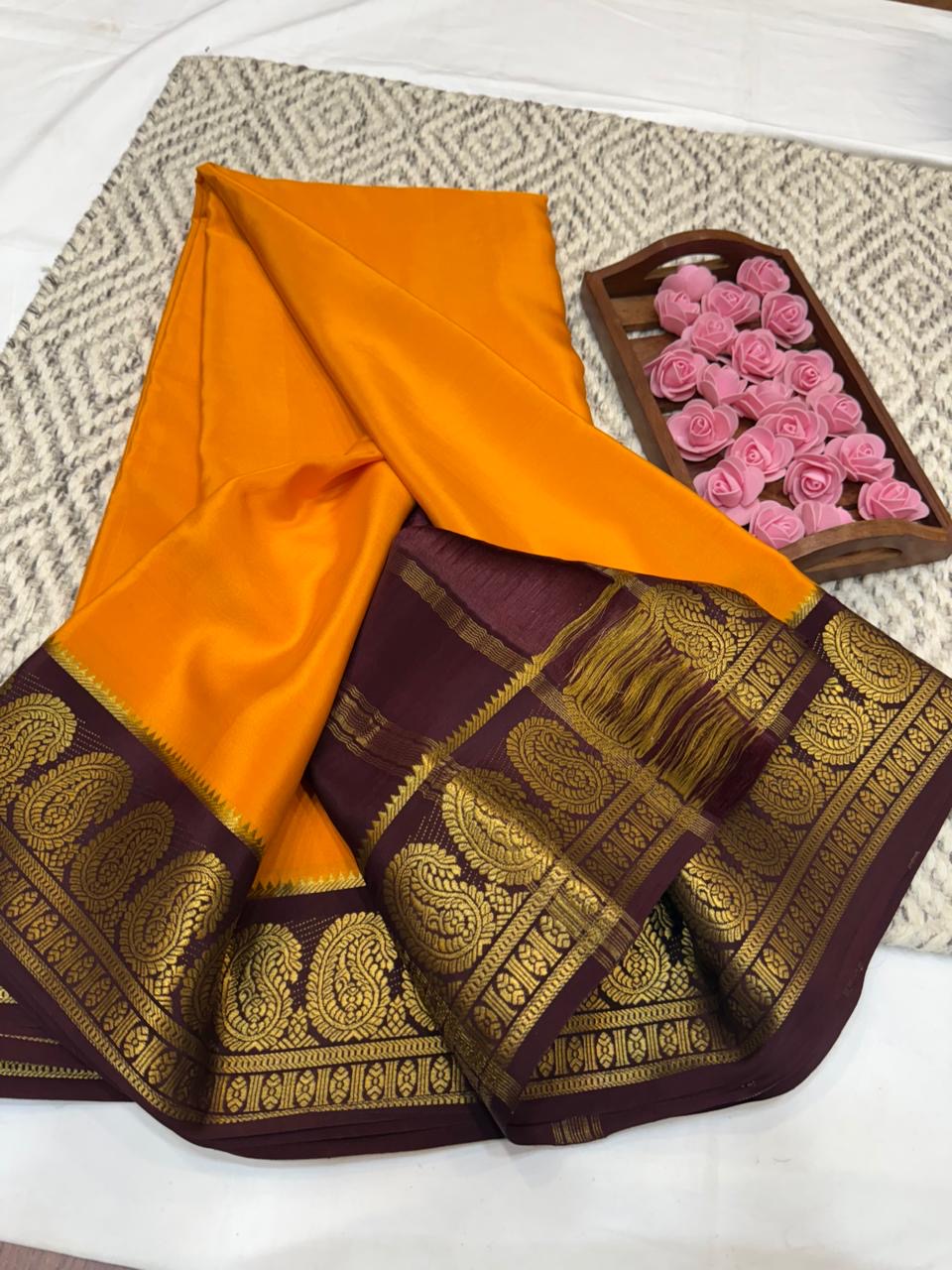 Mysore silk sarees contrast pattern