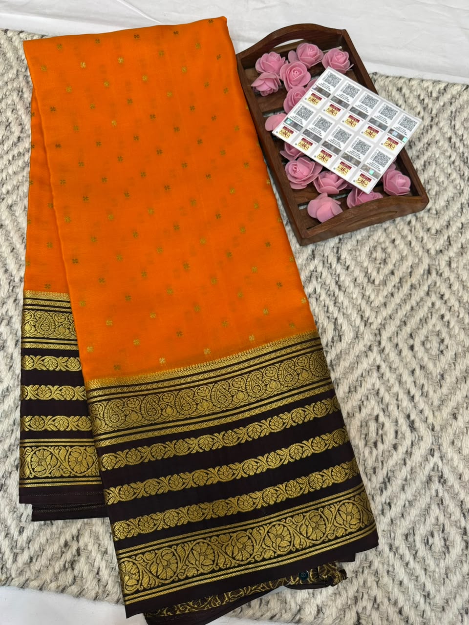 Mysore silk sarees contrast pattern