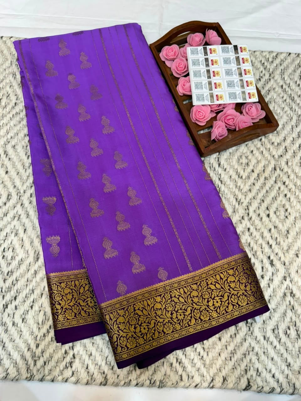 Mysore silk sarees contrast pattern