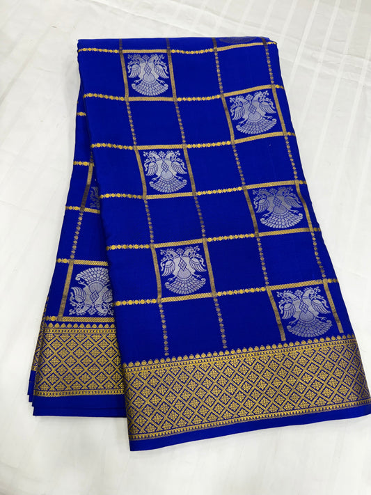 Gandaberunda checks motif