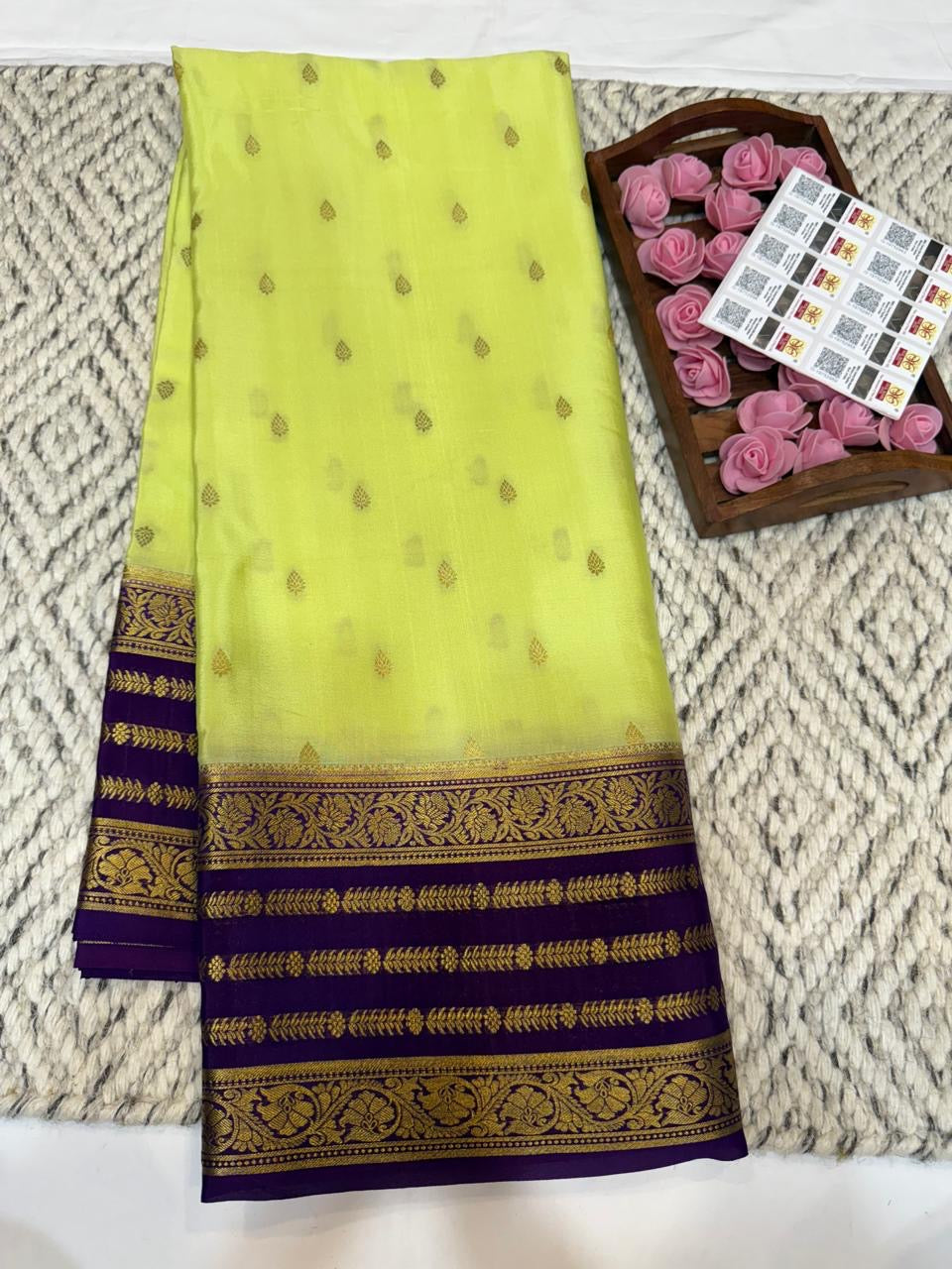 Mysore silk sarees Butta pattern