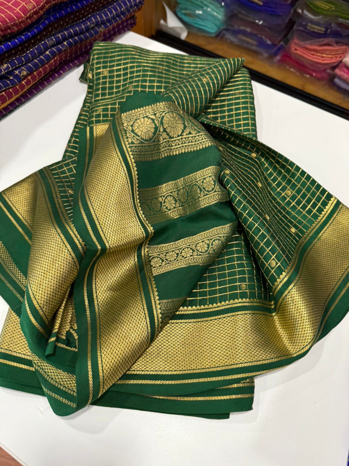 🧚🏻‍♀️ All exclusive pattern with beautiful colour 🧚🏻‍♀️
